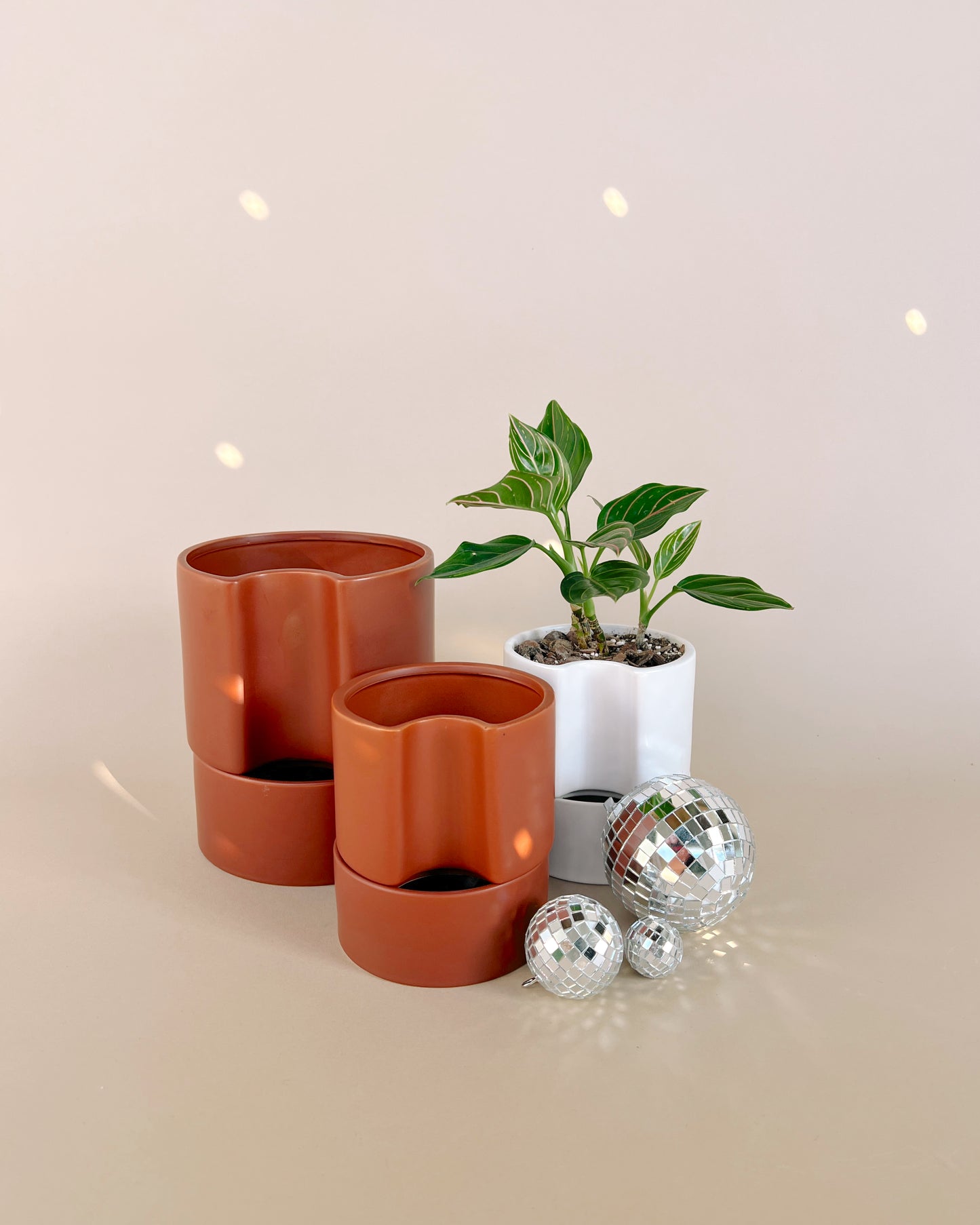 Self-Watering Pot, White